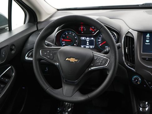 Used 2018 Chevrolet Cruze LT w/ LT Convenience Package FWD image 14