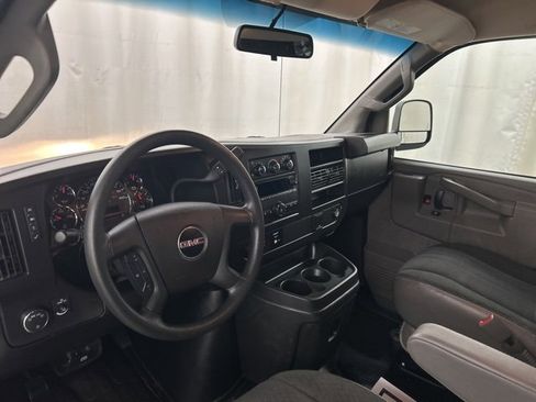Used 2023 GMC Savana 2500 w/ Driver Convenience Package image 15