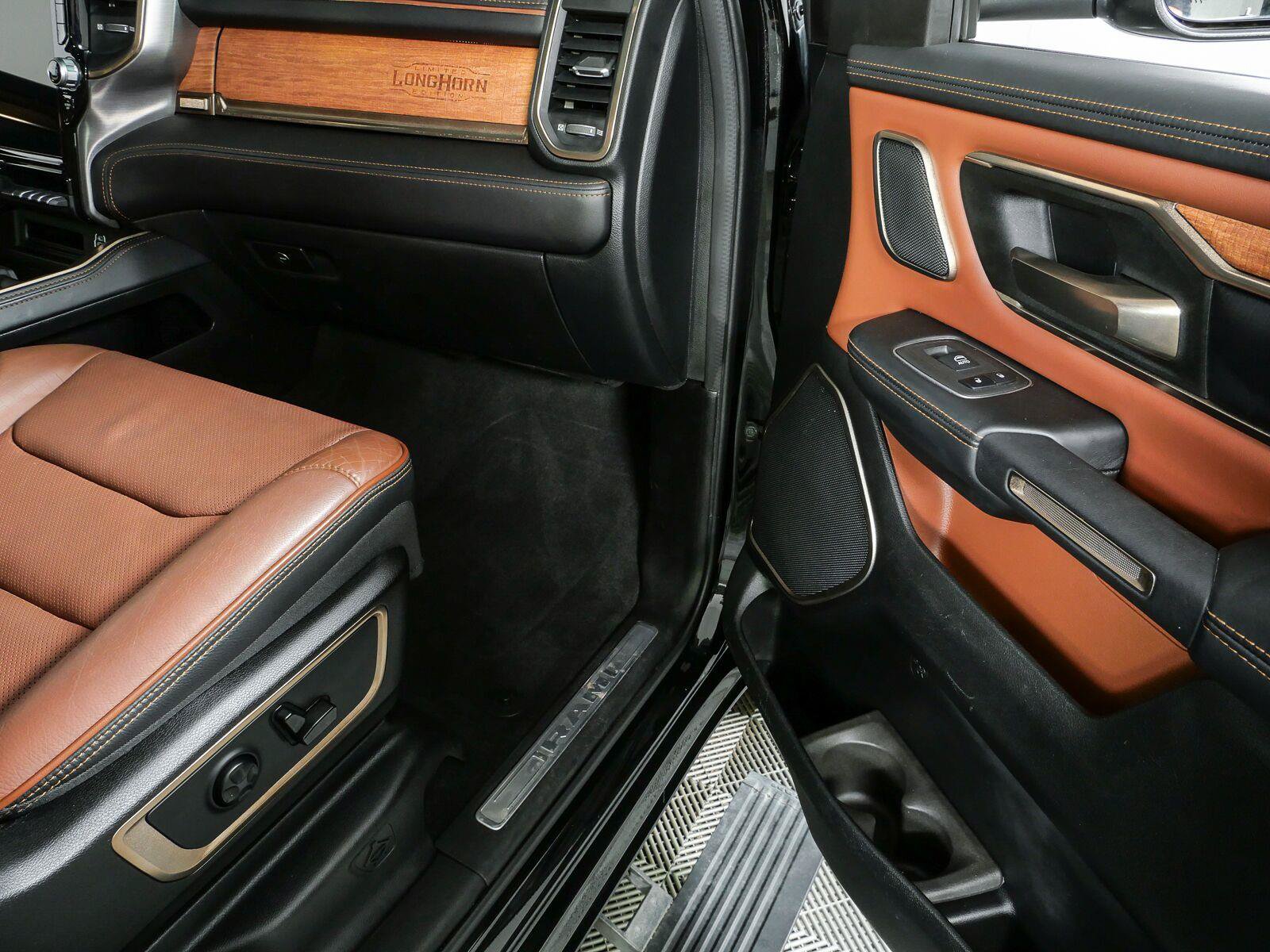 Used 2023 RAM 1500 Limited AWD/4WD image 26