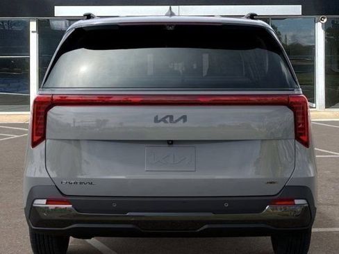 New 2026 Kia Carnival SX Prestige FWD image 13