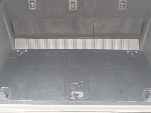 Used 2025 Ford Bronco Badlands image 7