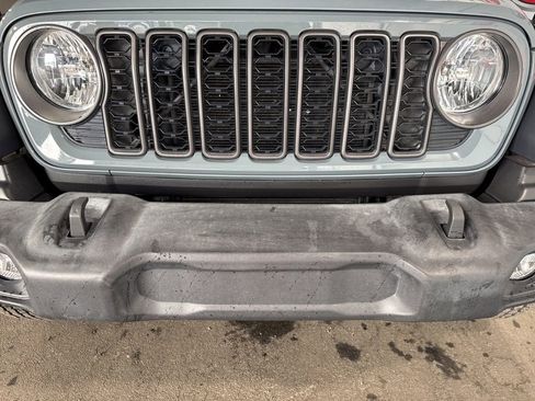 Used 2024 Jeep Wrangler Sport S image 16