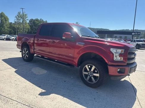 Used 2015 Ford F150 Lariat w/ Equipment Group 502A Luxury AWD/4WD image 6