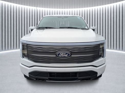 New 2025 Ford F150 Lightning Lariat image 9