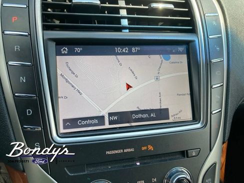 Used 2020 Lincoln Nautilus Reserve FWD image 6