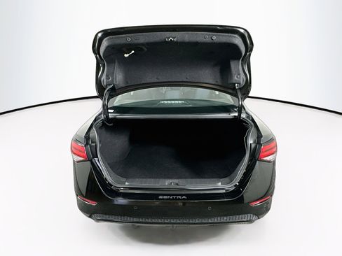 Used 2023 Nissan Sentra SV FWD image 27