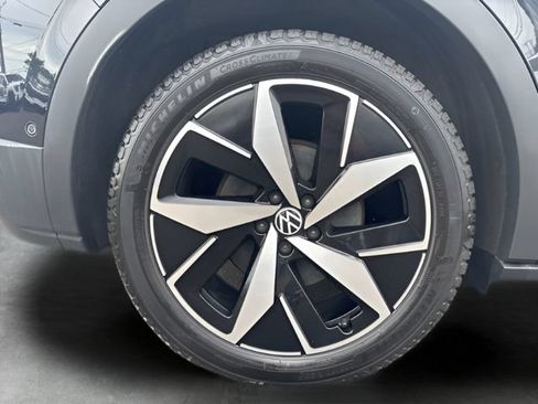 Used 2023 Volkswagen ID.4 Pro S AWD/4WD image 38
