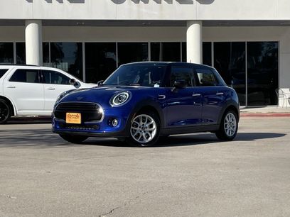 Used 2021 MINI Cooper 4-Door Hardtop w/ 6.5" Touchscreen Package