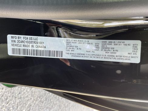 New 2026 Chrysler Pacifica Limited w/ S Appearance Package FWD image 11
