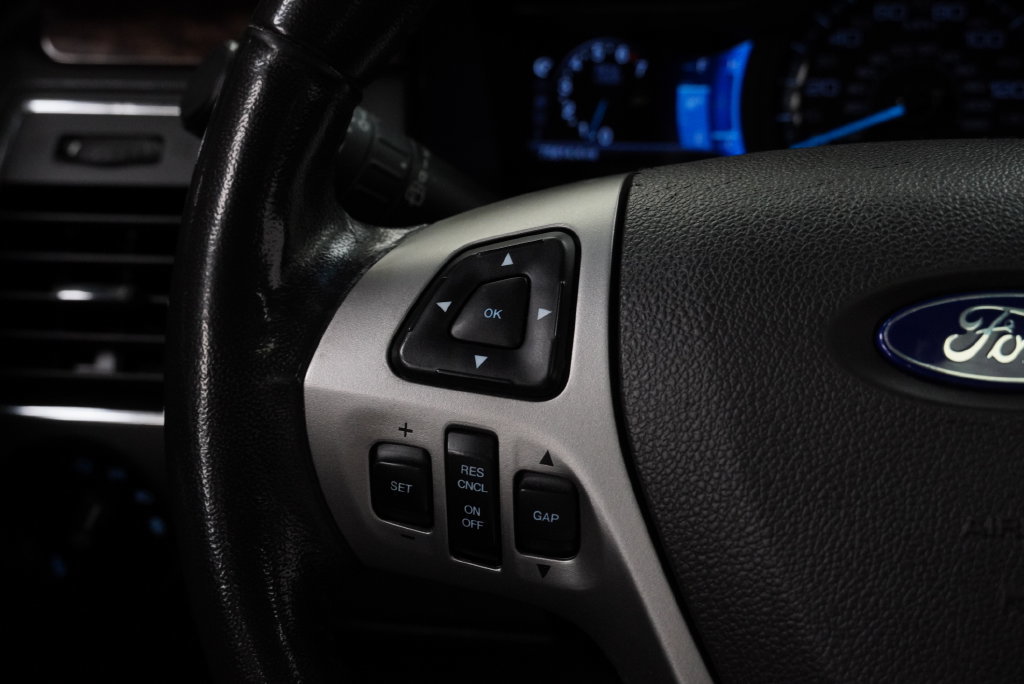 Used 2013 Ford Flex Limited FWD image 32
