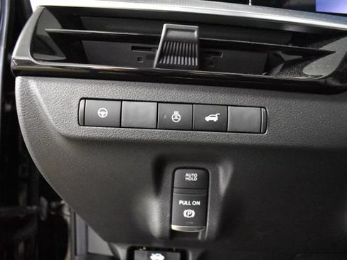 Used 2025 Nissan Murano SL AWD/4WD image 14