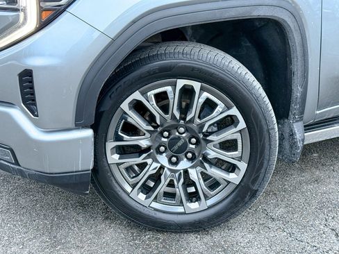 Used 2023 GMC Sierra 1500 Denali Ultimate image 10