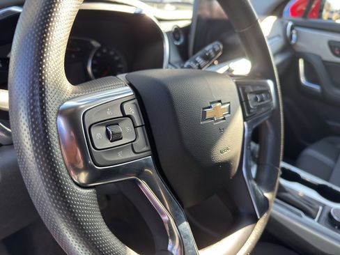 Used 2024 Chevrolet Blazer LT w/ Convenience Package image 9