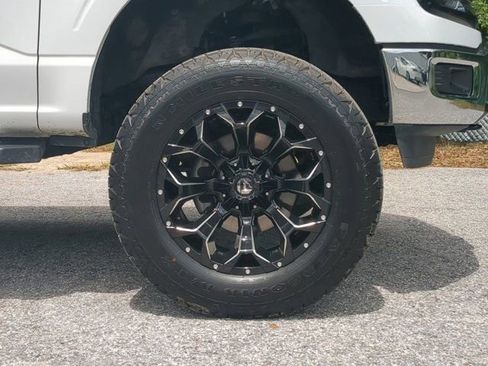Used 2024 Ford F150 XLT AWD/4WD image 10