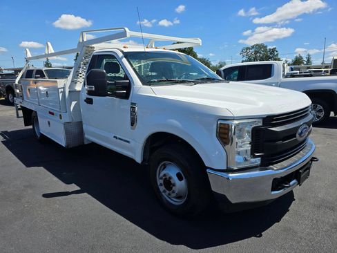 Used 2019 Ford F350 XL w/ Power Equipment Group RWD image 7