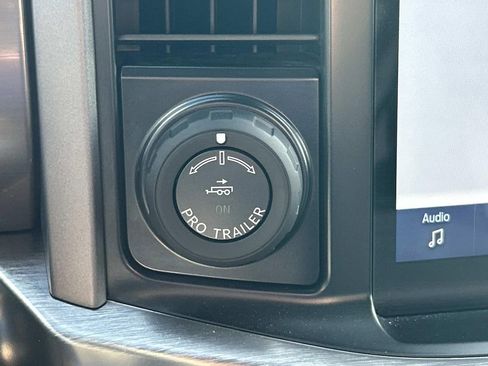 Used 2023 Ford F150 Lariat w/ Trailer Tow Package image 32