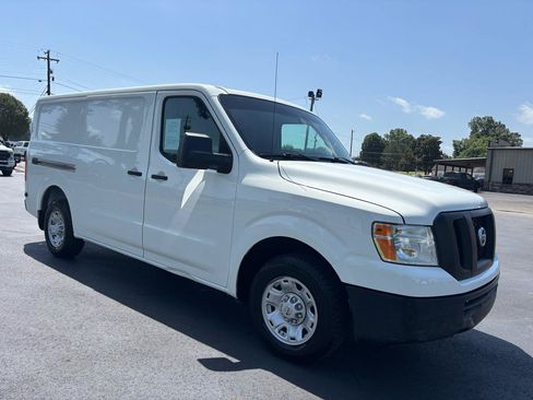 Used 2020 Nissan NV 2500 SV RWD image 5