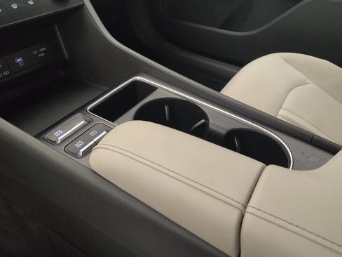 Used 2025 Hyundai Sonata SEL FWD image 26