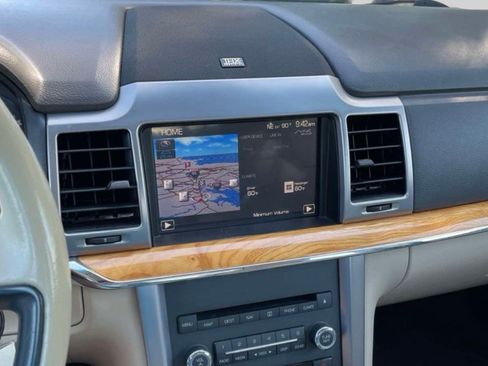Used 2012 Lincoln MKZ Hybrid FWD image 5