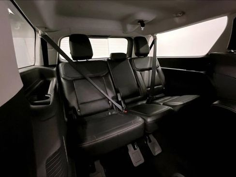 Used 2025 Ford Expedition Max Platinum w/ Driver's Package AWD/4WD image 34