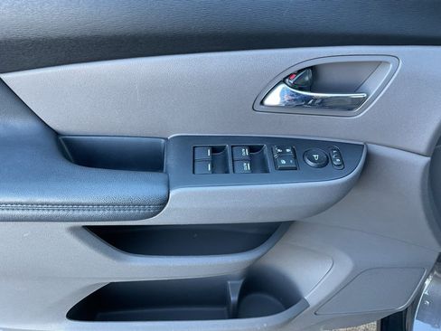 Used 2016 Honda Odyssey SE image 11