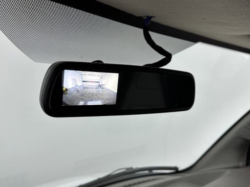 Used 2024 GMC Savana 2500 w/ Driver Convenience Package image 14