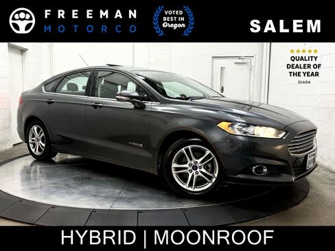 Used 2016 Ford Fusion SE FWD image 1