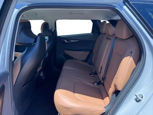New 2026 Kia EV6 Wind RWD image 16