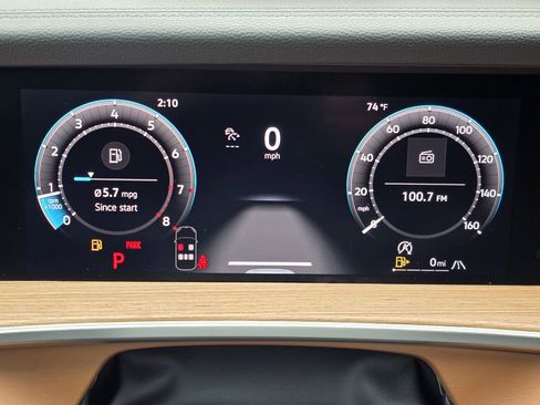 New 2026 Volkswagen Tiguan SEL R-Line AWD/4WD image 13