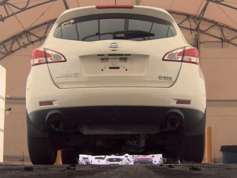 Used 2012 Nissan Murano S image 7