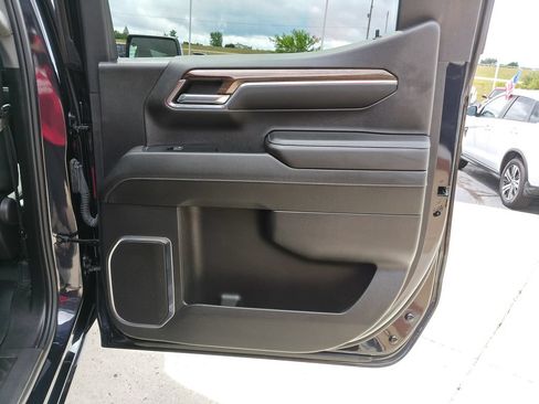Used 2023 Chevrolet Silverado 1500 LT AWD/4WD image 22