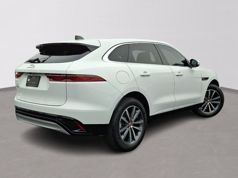 Used 2022 Jaguar F-PACE S image 4