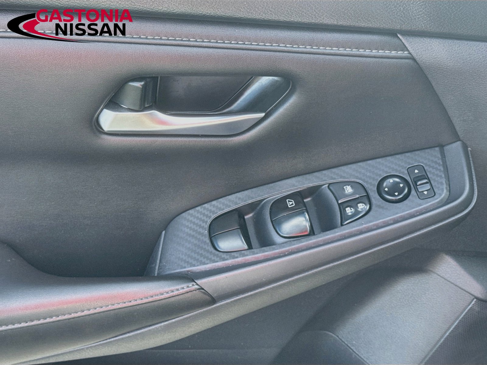 Used 2025 Nissan Sentra SV w/ All-Weather Package FWD image 22