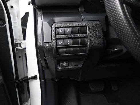 Used 2024 Toyota Tacoma SR image 13