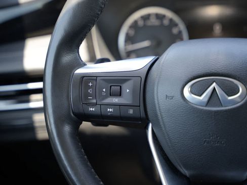 Certified 2024 INFINITI QX60 Pure FWD image 9