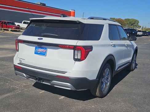 New 2026 Ford Explorer Platinum image 11