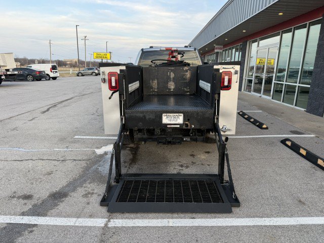 Used 2020 Ford F250 XL w/ Power Equipment Group RWD image 5