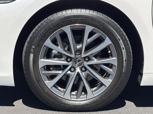 Used 2024 Lexus ES 350 w/ Accessory Package (Z1) FWD image 36