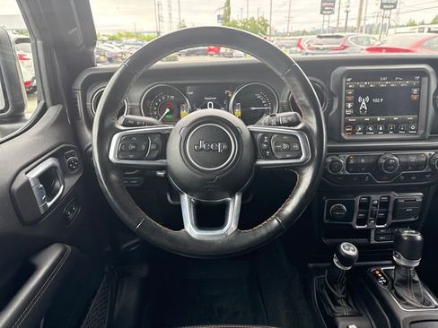 Used 2021 Jeep Wrangler Unlimited Sahara AWD/4WD image 33