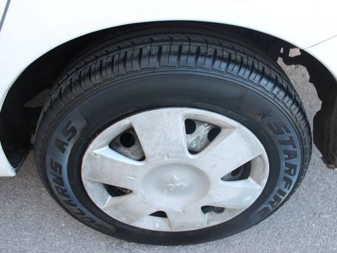 Used 2004 Mitsubishi Lancer ES image 17