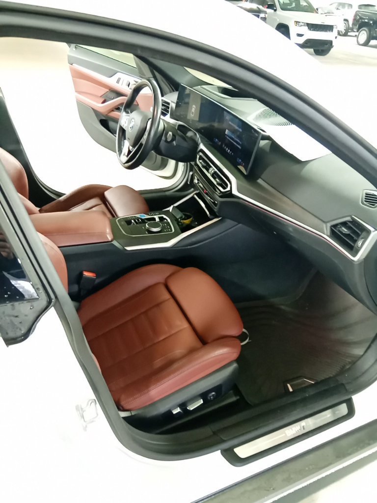 Used 2024 BMW i4 eDrive35 w/ Premium Package RWD image 13