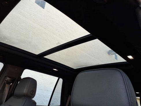 Used 2022 GMC Yukon Denali image 16