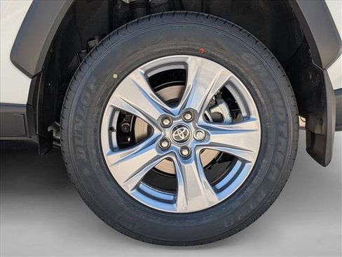 New 2025 Toyota RAV4 XLE image 10