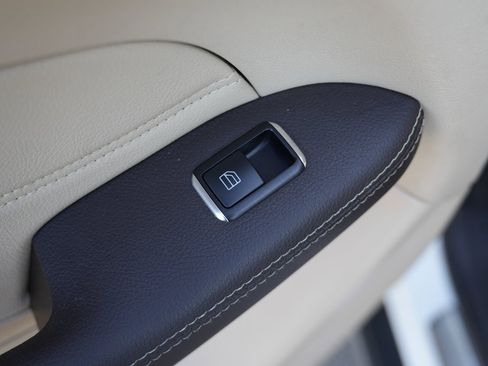 Used 2018 Mercedes-Benz GLE 350 4MATIC w/ Premium 1 Package image 33