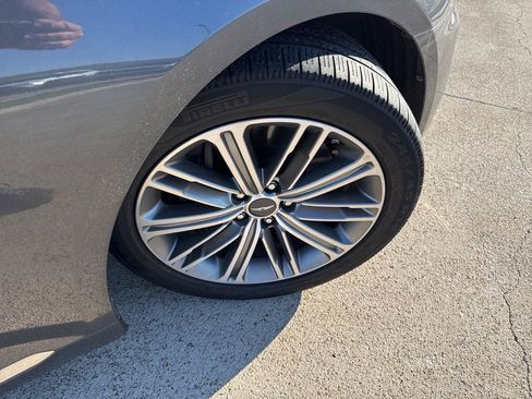 Used 2018 Genesis G80 3.8 w/ Option Group 03 image 16