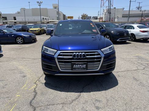 Used 2020 Audi Q5 2.0T Premium w/ Convenience Package AWD/4WD image 3