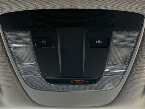 Used 2025 Kia Sportage LX AWD/4WD image 42