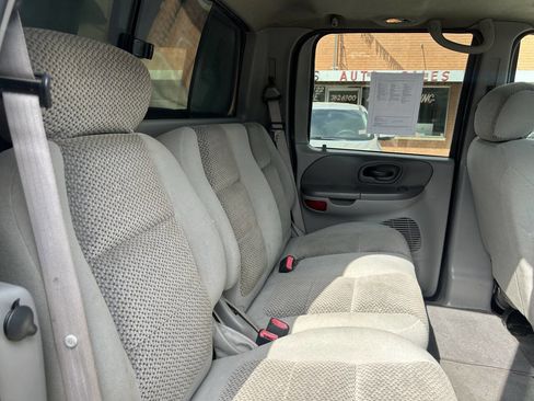 Used 2002 Ford F150 XLT AWD/4WD image 18