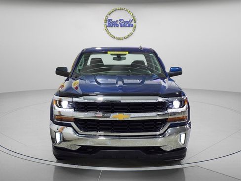 Used 2018 Chevrolet Silverado 1500 LT w/ All Star Edition image 10