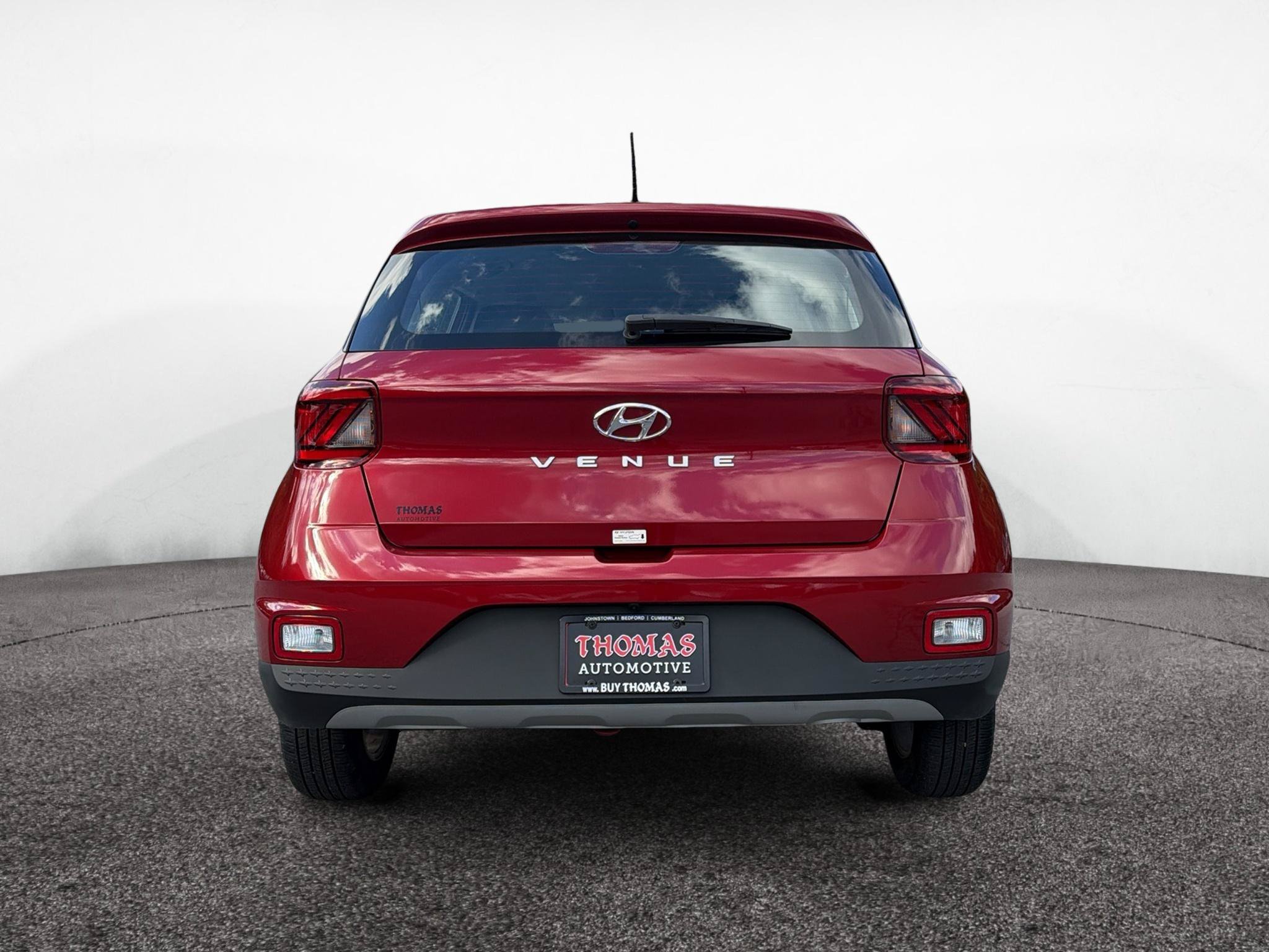 Certified 2025 Hyundai Venue SE FWD image 6